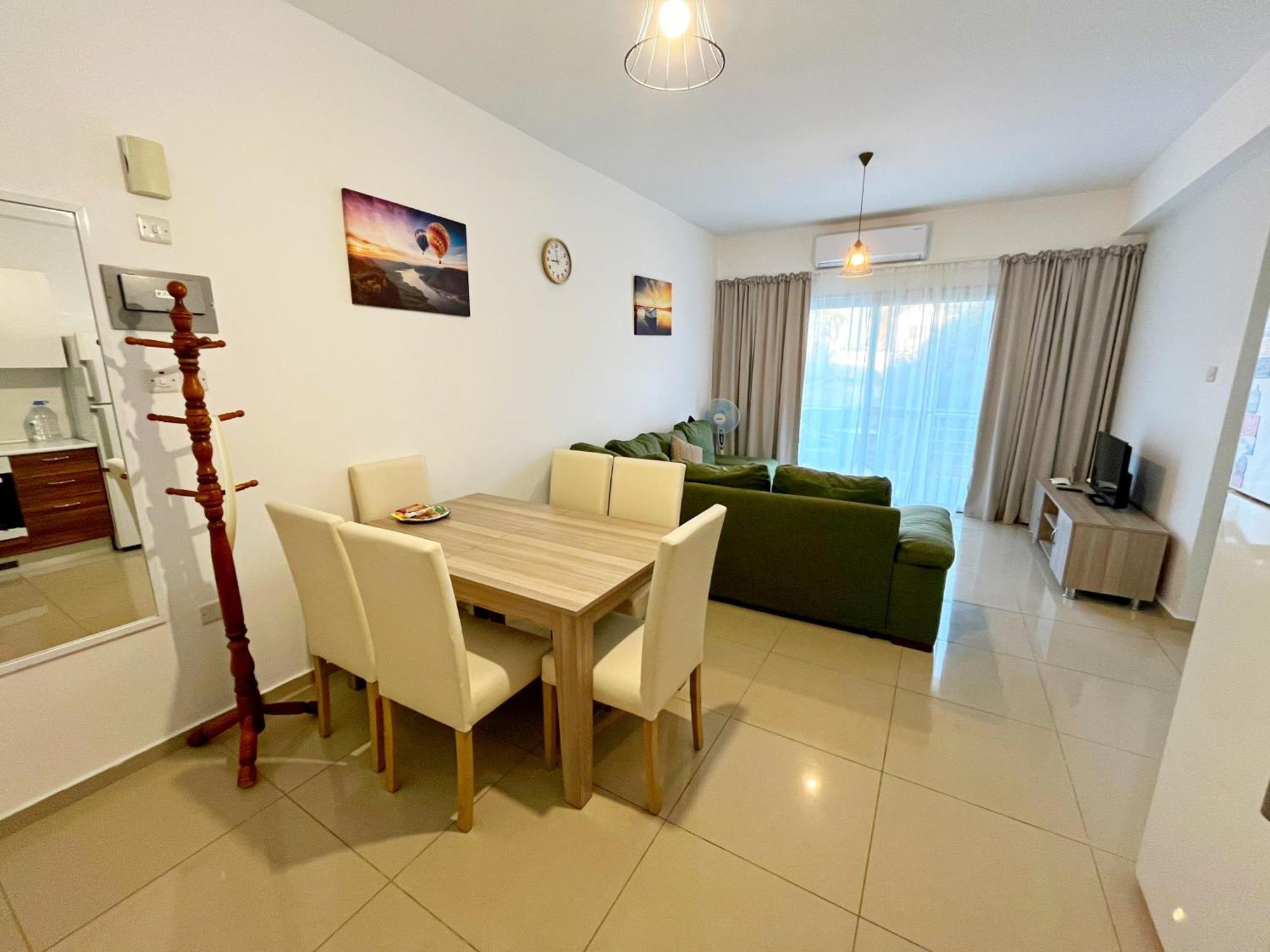 Quitet Two Bedroom Apartment With Private Garden Lukomorye D2 Karavas  Buitenkant foto
